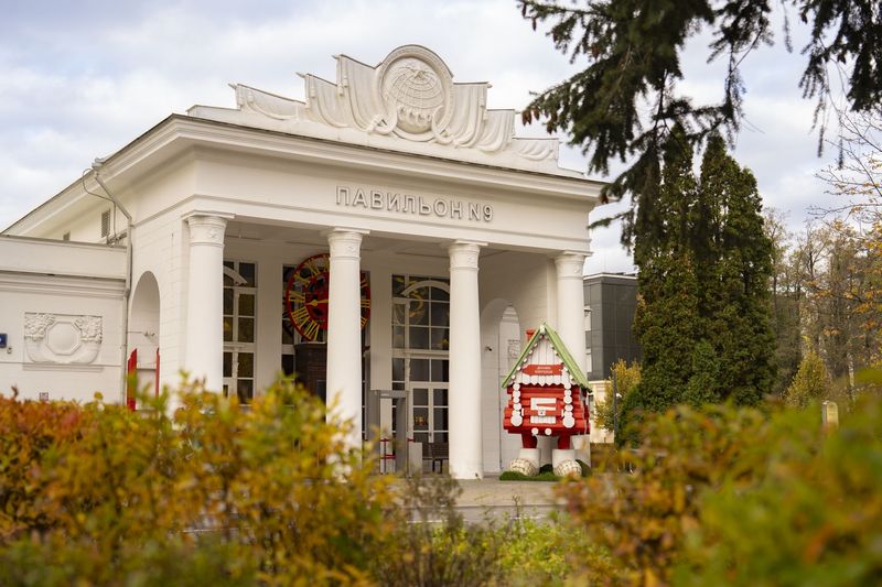 Павильон №9. Театр сказок