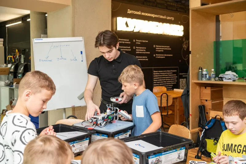 Курсы по робототехнике, программированию и 3D-моделированию