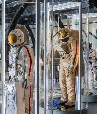 Космические скафандры
