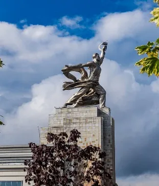 Павильон «Рабочий и колхозница»