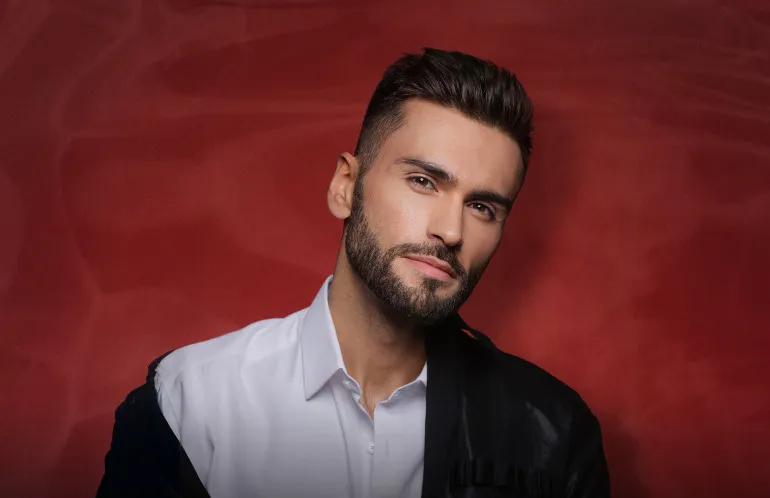 Нодар Ревия